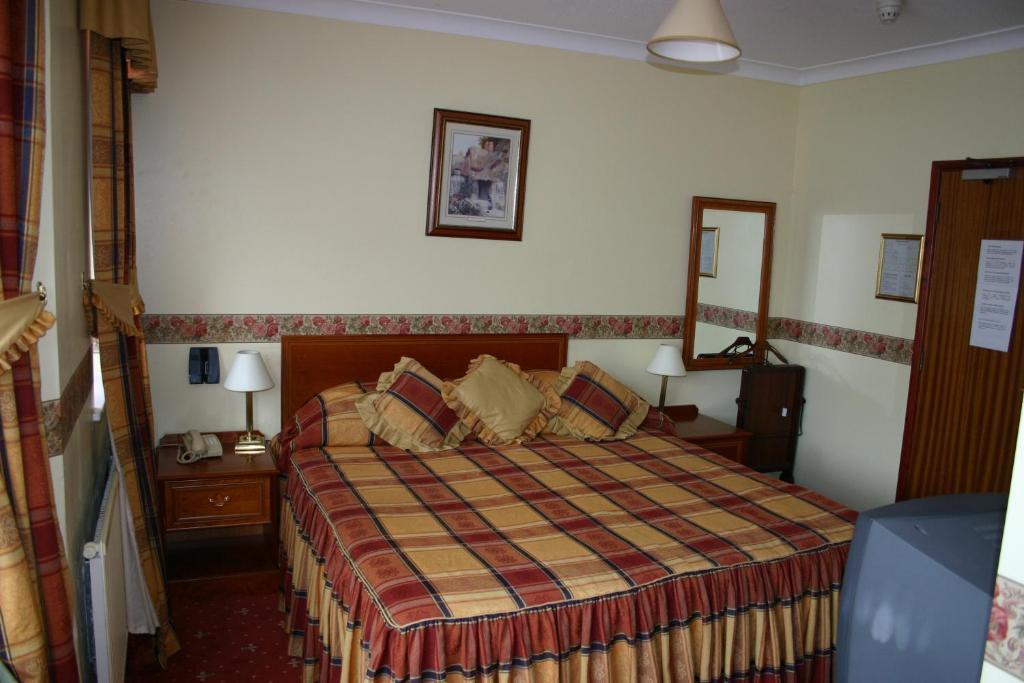 Rainbows Lodge Hotel And Serviced Apartments Reading Room photo